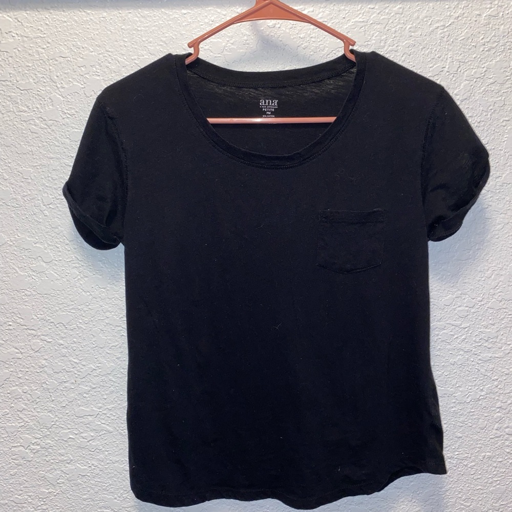 Black tee